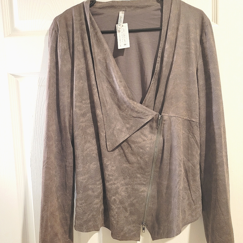 NWT Womens faux leather charcoal asymmetrical Blazer size medium